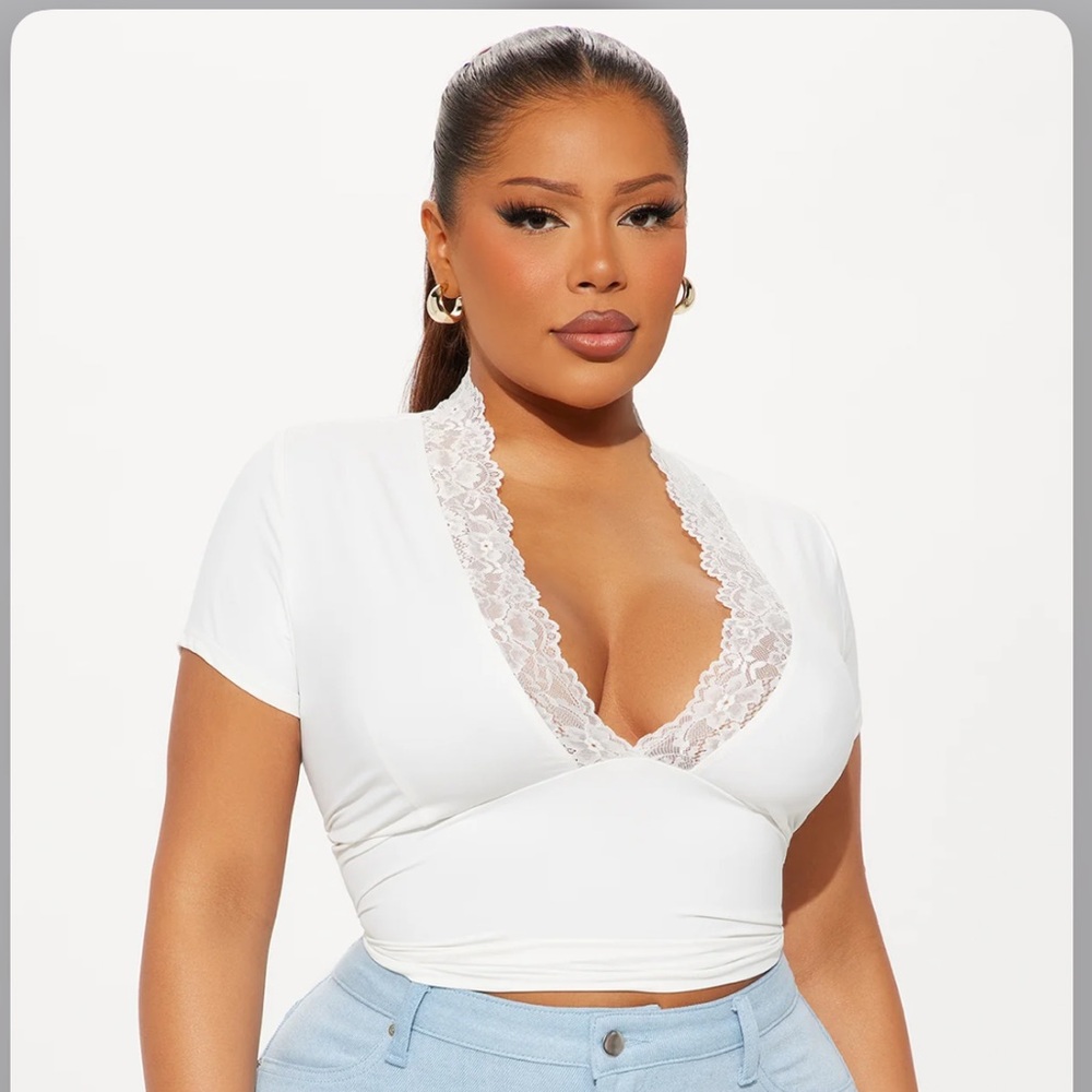 Sarai Lace Short Sleeve Top - White